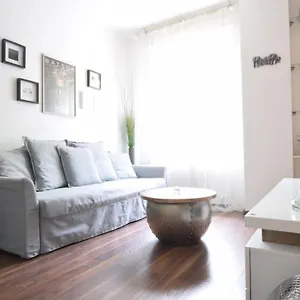 Apartman Standard By Hi5 - Nagymező 11, Budapest